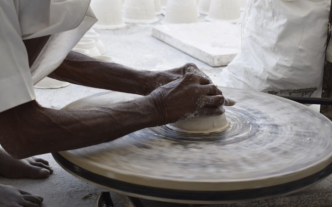 Explorando la tradición cerámica: historia, estilos y técnicas